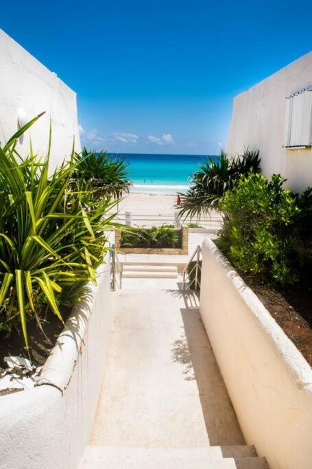 Ocean Front Villa Marlin, Best Location In Hotel Zone #109 Cancún Buitenkant foto