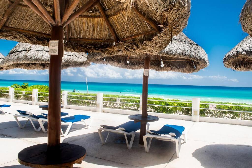 Ocean Front Villa Marlin, Best Location In Hotel Zone #109 Cancún Buitenkant foto