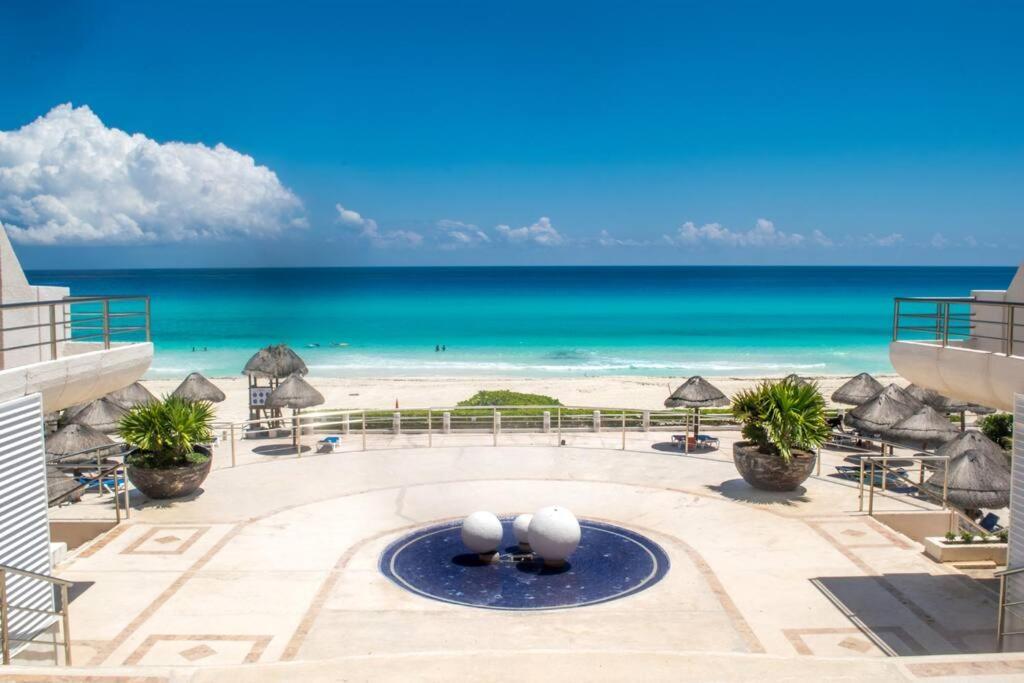 Ocean Front Villa Marlin, Best Location In Hotel Zone #109 Cancún Buitenkant foto