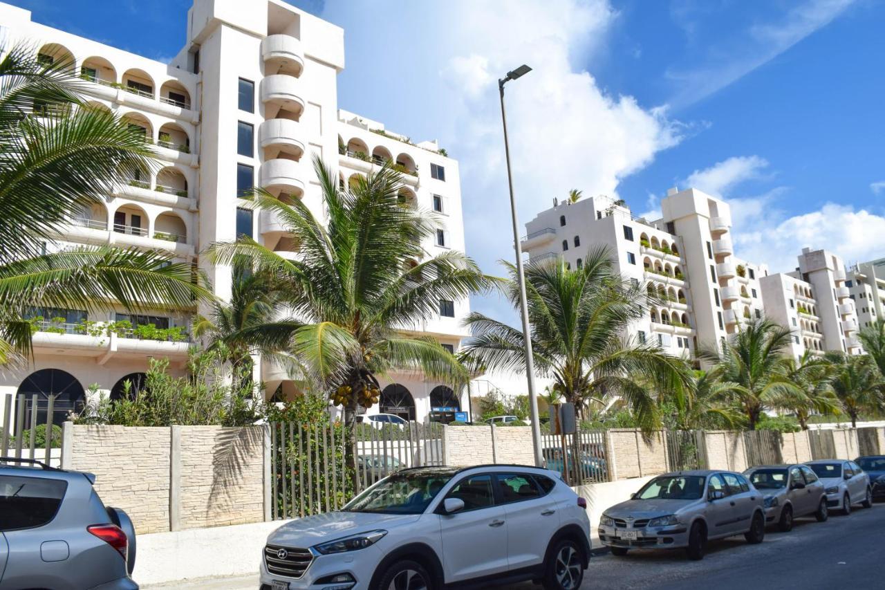 Ocean Front Villa Marlin, Best Location In Hotel Zone #109 Cancún Buitenkant foto